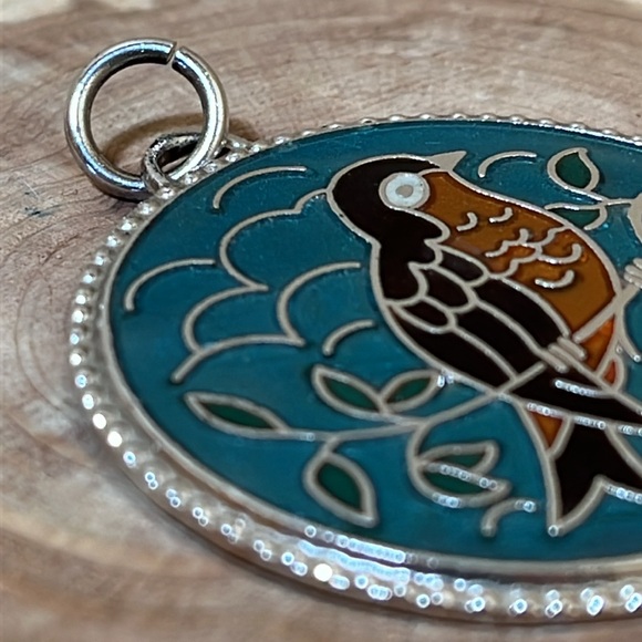 Vintage Sara Coventry Silver Tone “Spring Song” Bird Pendant - Picture 5 of 7